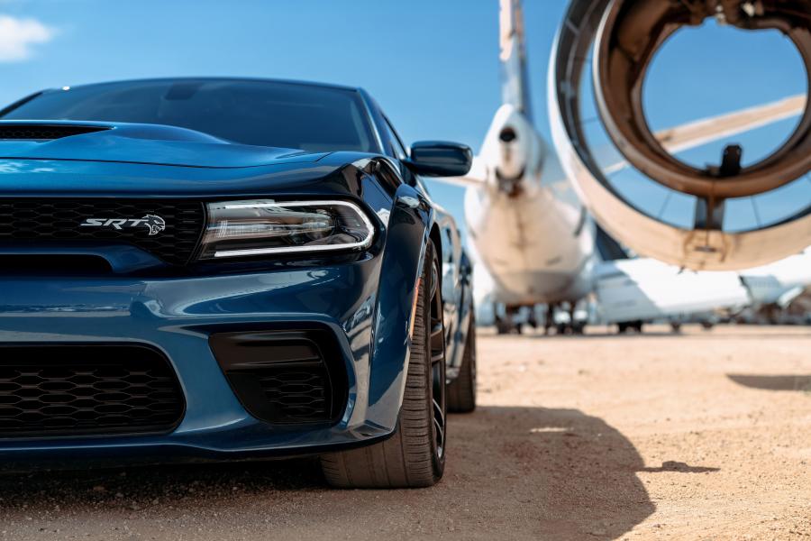 Детали экстерьера Dodge Charger SRT Hellcat Widebody 2019 года  (фото 35 из 93)